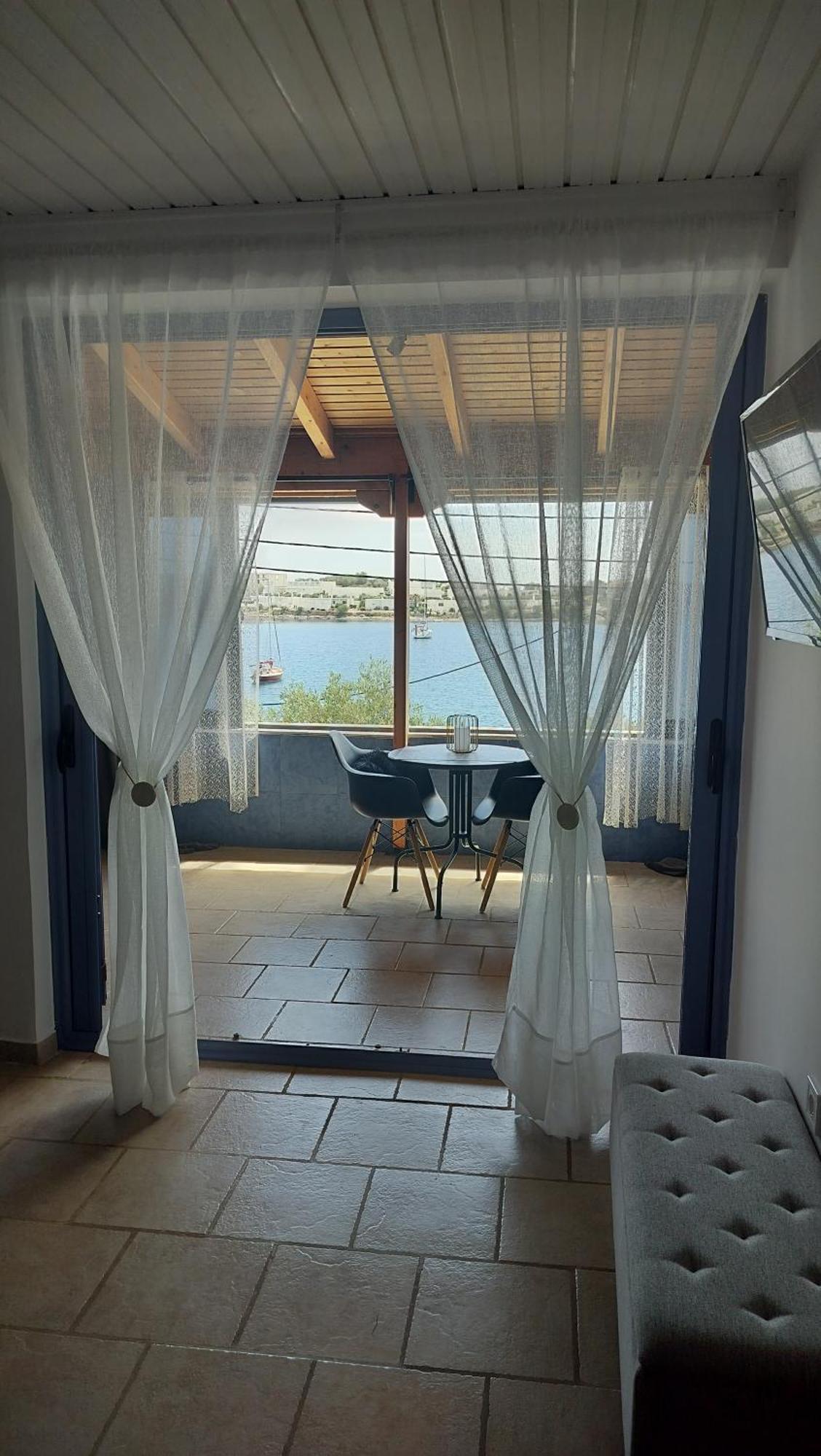 Cap Sounion Seafront Apartments -Adults Only Buitenkant foto