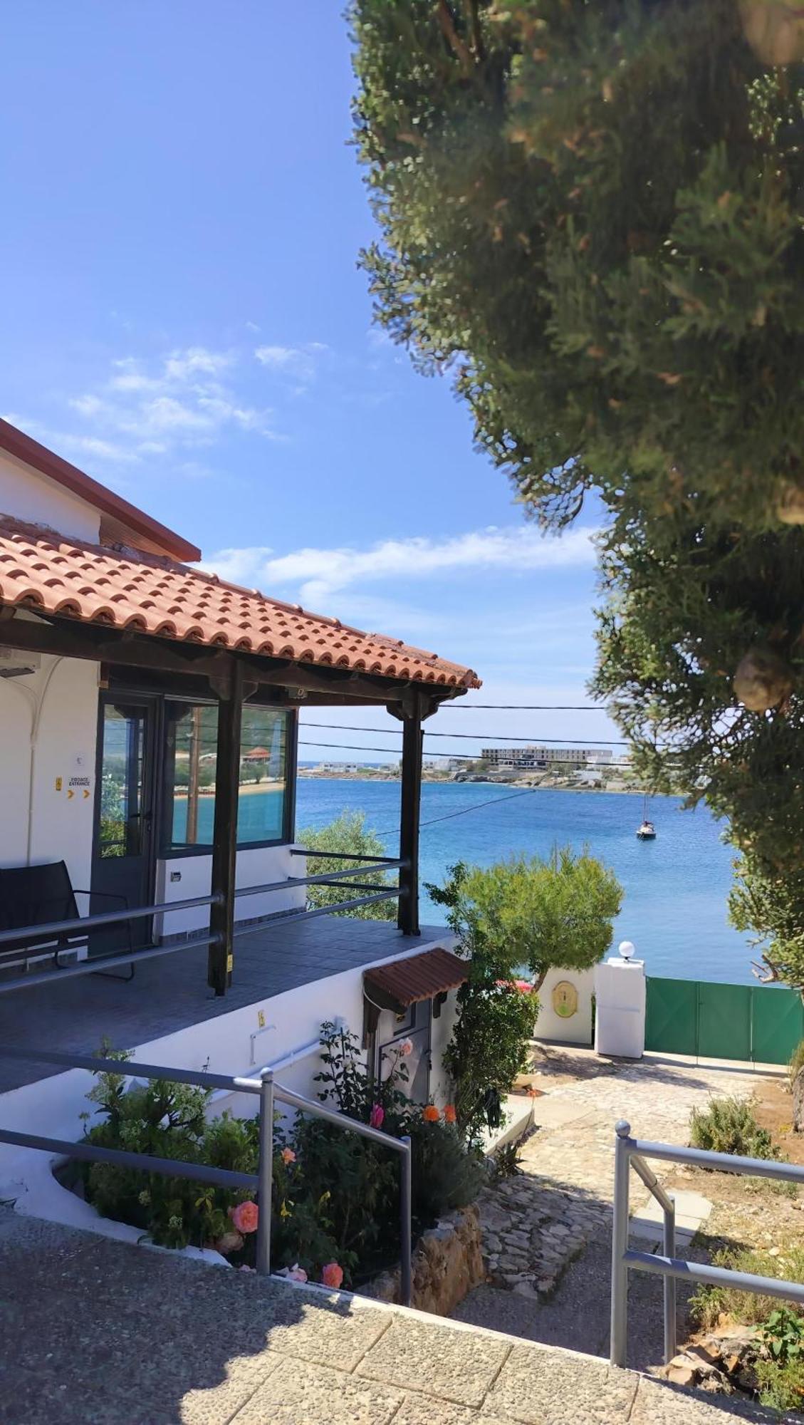 Cap Sounion Seafront Apartments -Adults Only Buitenkant foto